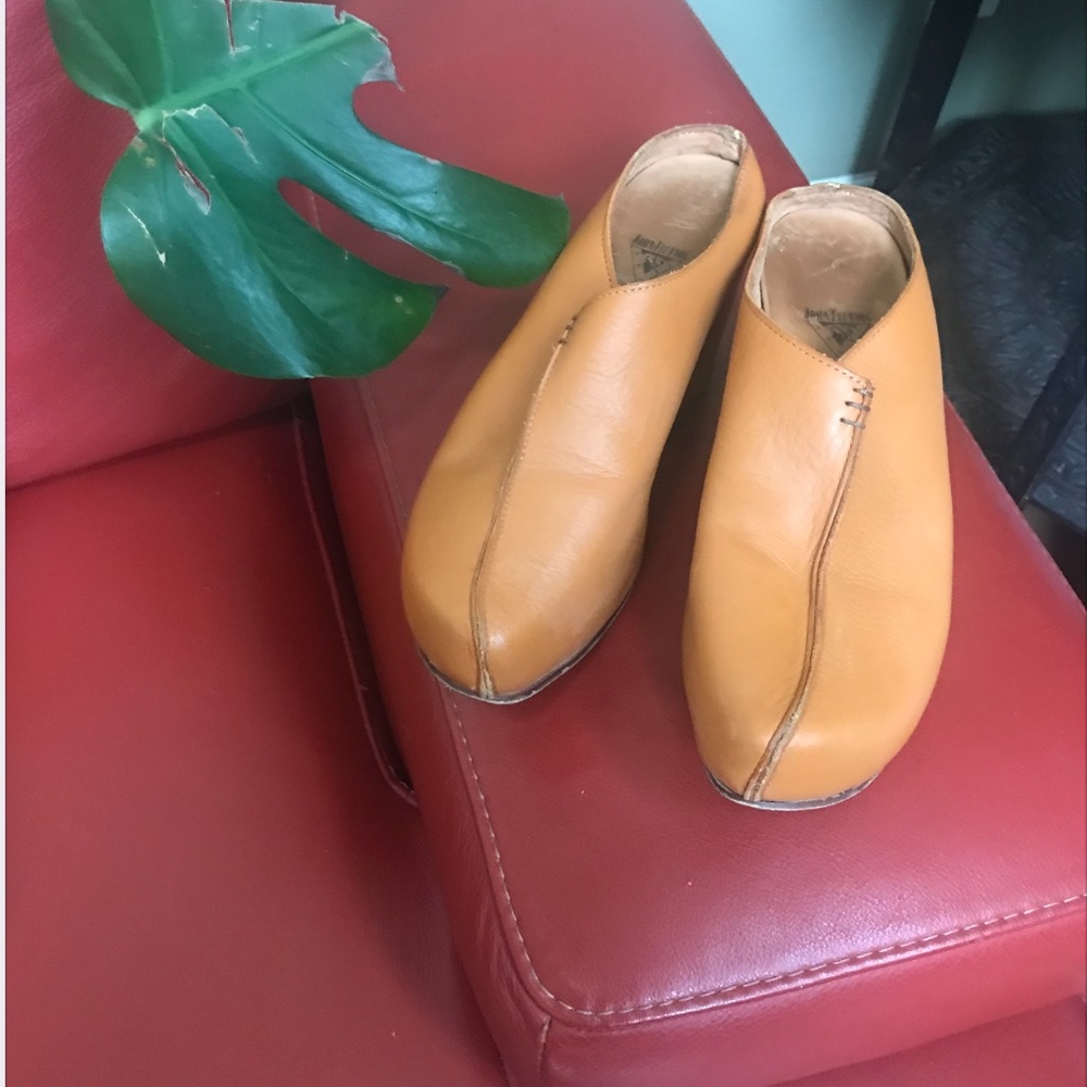 Flueog mules clogs